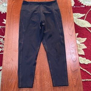 Girlfriend Collective Classic Black Cropped Leggings Medium